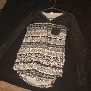 Aztec pattern 3/4 Sleeve